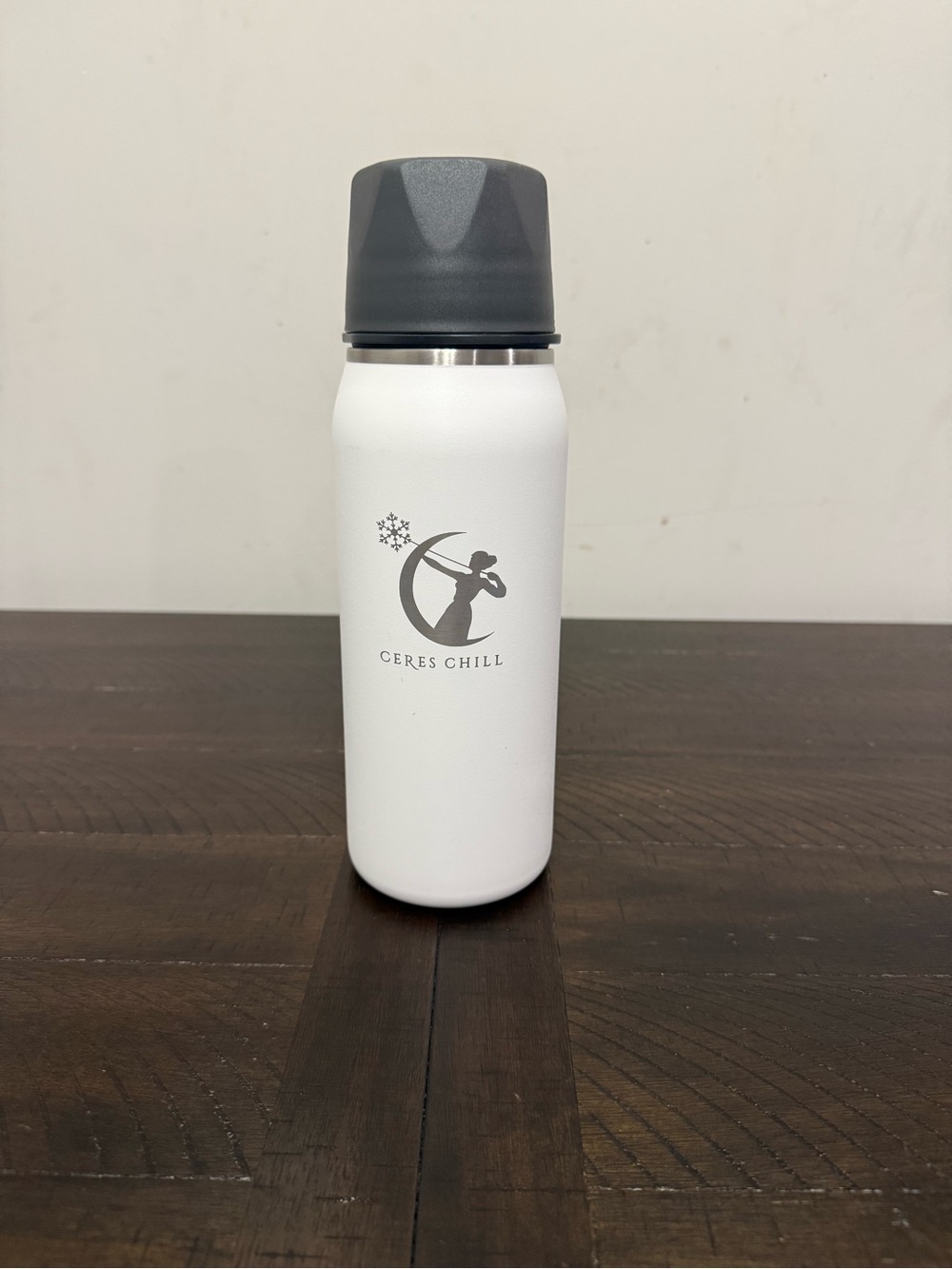 Ceres Chill White Breastmilk Chiller Reusable Storage Container 32oz